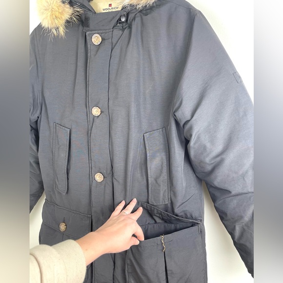 Woolrich Arctic Parka Jacket, Men’s Small, Goose Down Fill, Coyote Fur Hood, GUC - Picture 15 of 16